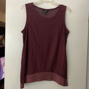 Simply vera vera Wang size large burgundy top